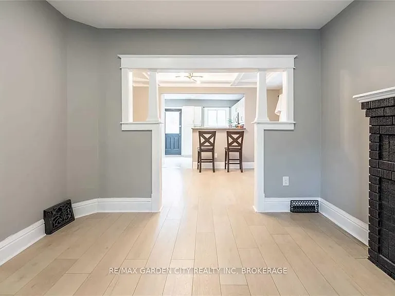 96 Beechwood Ave — Photo 9