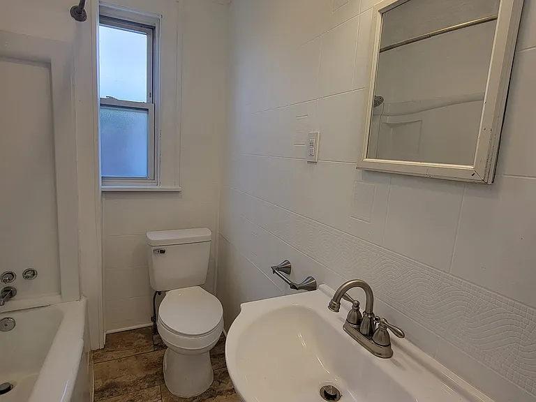 632 Hill Top Dr — Photo 16