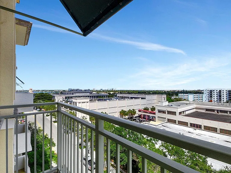 610 Clematis St #808 — Photo 7