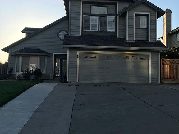 2nd image of 221 Weathermark Ct