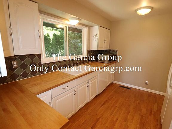 3rd image of 7621 SW 25th Ave
