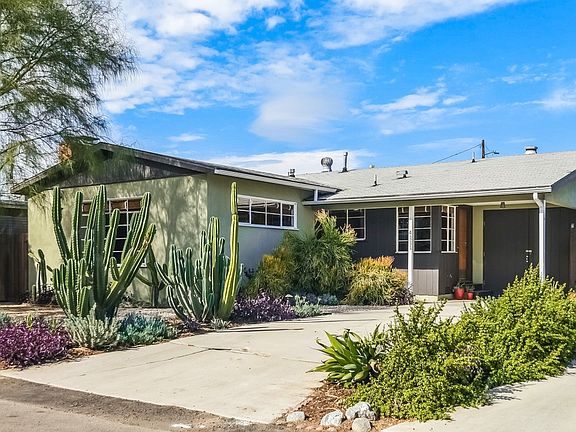 3rd image of 4111 College Crest Dr