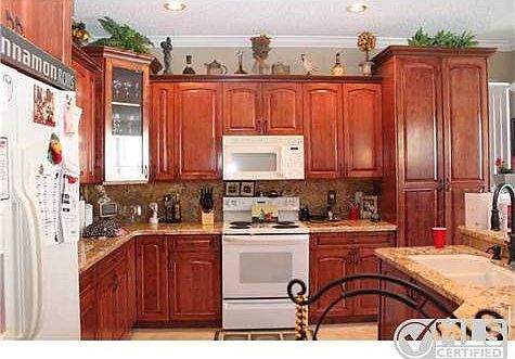 3rd image of 3549 Hudson Ln
