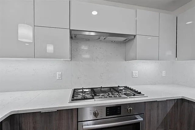 9 Avenue At Port Imperial #823X — Photo 3