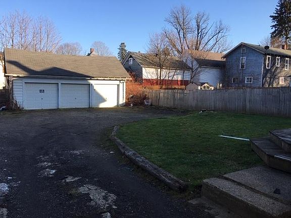 2nd image of 119 Broadhead Ave APT 3
