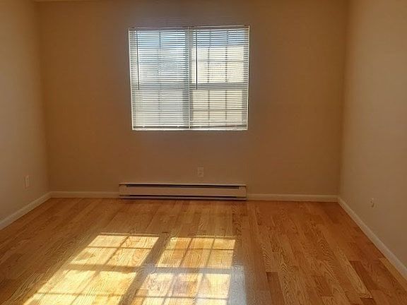 5th image of 55 Elmwood Park APT 27