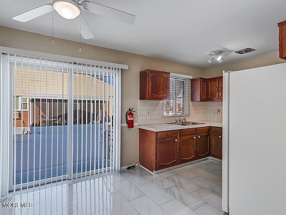 4th image of 10 B Lenape Drive #B