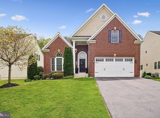 327 Scherer Ln, Severna Park, MD 21146