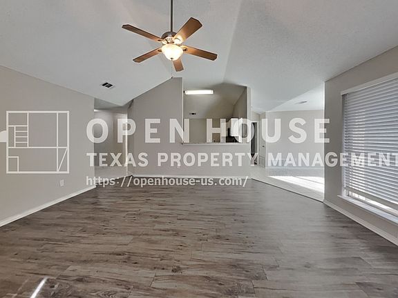 5th image of 4908 Shady Oak Trl