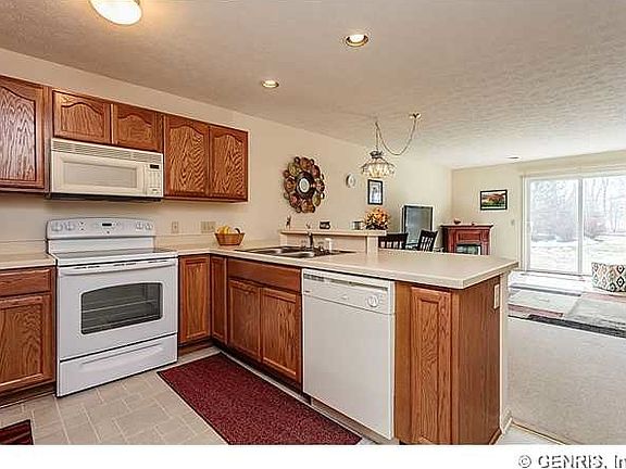 2nd image of 319 Walker Dr