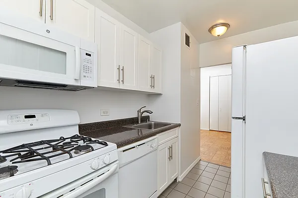 Rented by PocketBroker Inc | media 17