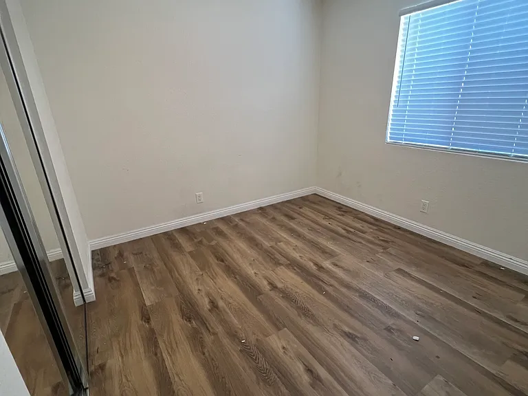 1919 E Beverly Way #213 — Photo 12