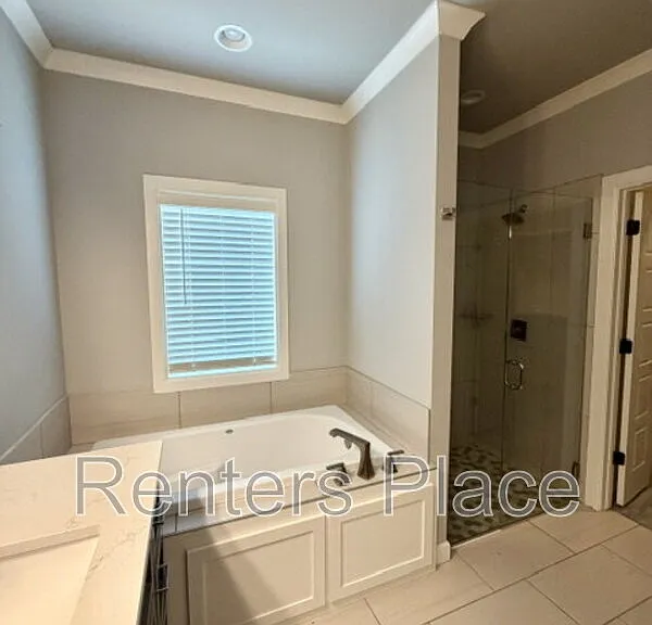 803 E Delmar Pl — Photo 17