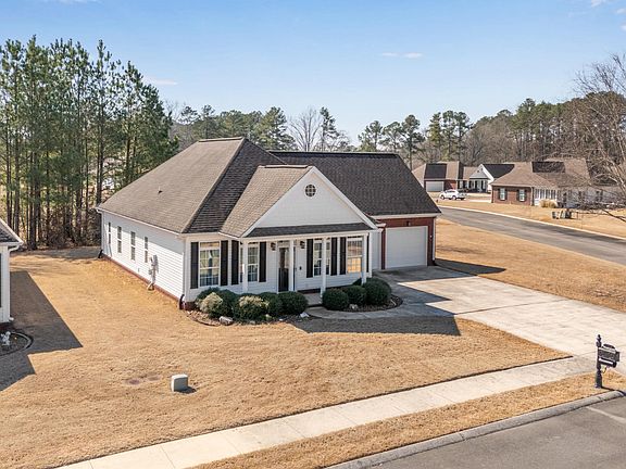 4th image of 134 Heritage Dr
