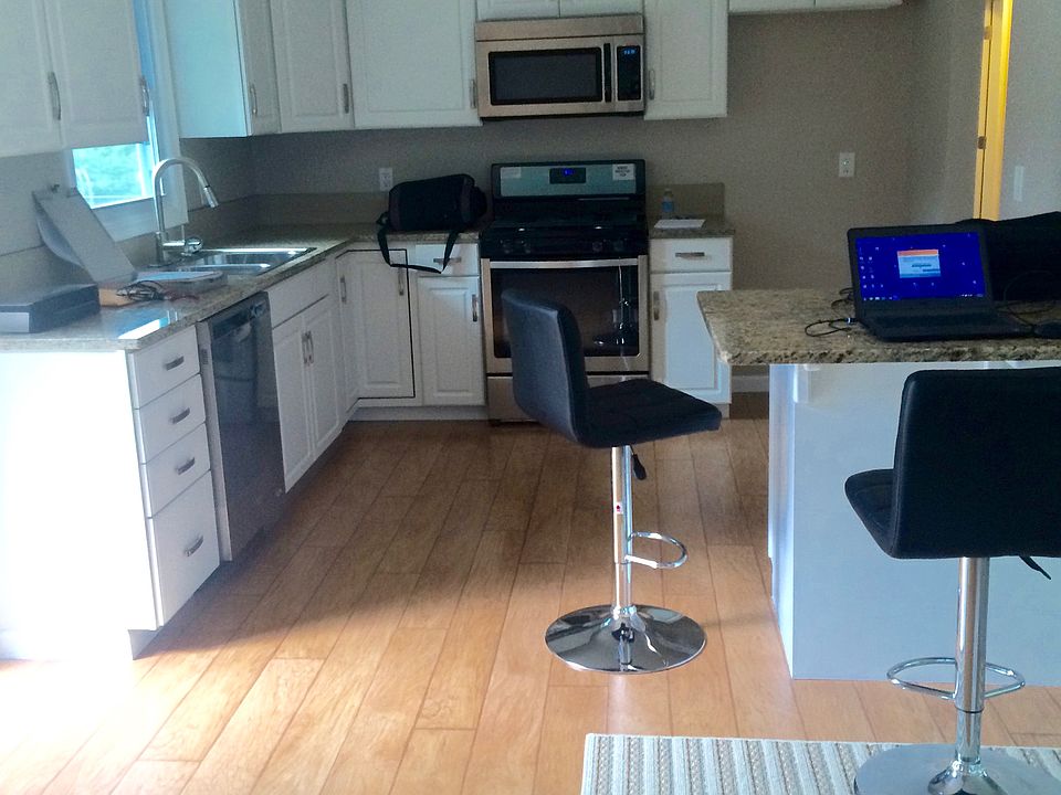 1st image of 2101 Dagmar Ave