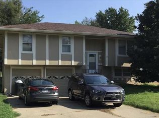 732 Pottawatomie St, Leavenworth, KS 66048