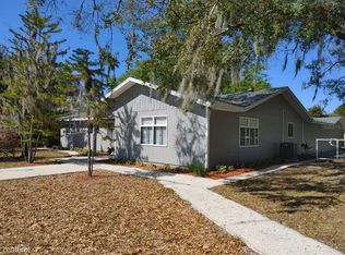 1104 Charlie Griffin Rd, Plant City, FL 33566