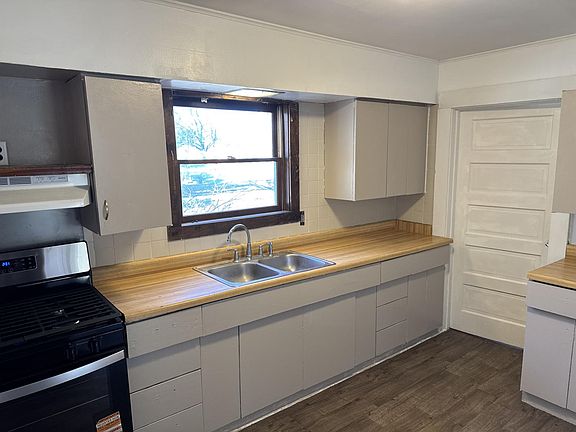 3rd image of 5304 Hollis Ave #1