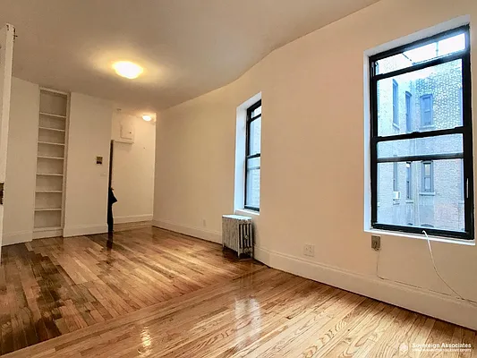 Rented by Sovereign Associates | media 8