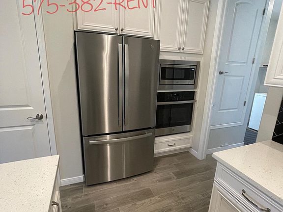 3rd image of 3725 Santa Clarita Ave