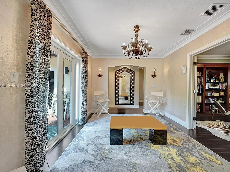 7335 SW 79th St — Photo 45