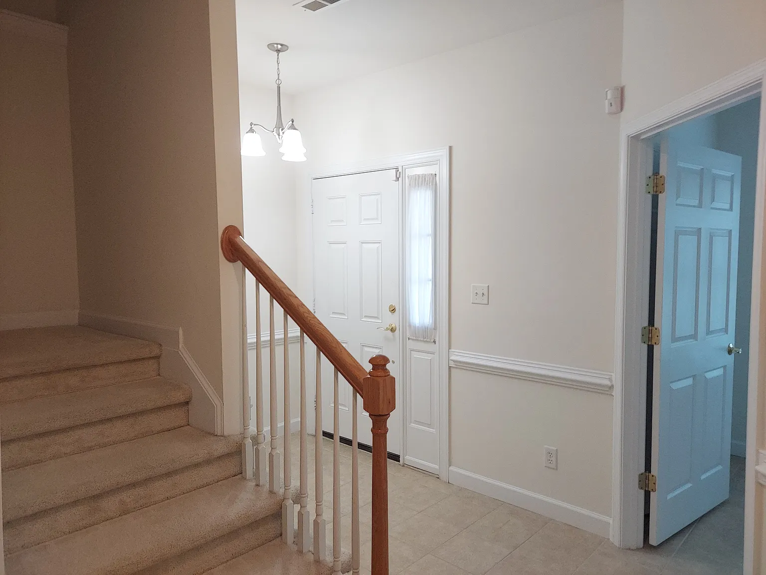 3 bed, 3000 sqft, $3,500 — Photo 3
