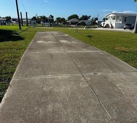 2nd image of 5127 Curlew Dr