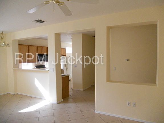 4th image of 1813 Tiger Creek Ave