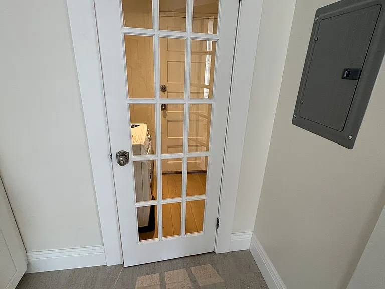 1546 Jones St #12 — Photo 15