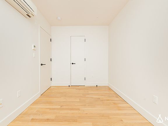 5th image of 312 Devoe St #2F