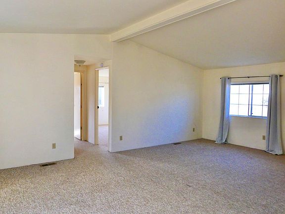 4th image of 854 Woodward Street