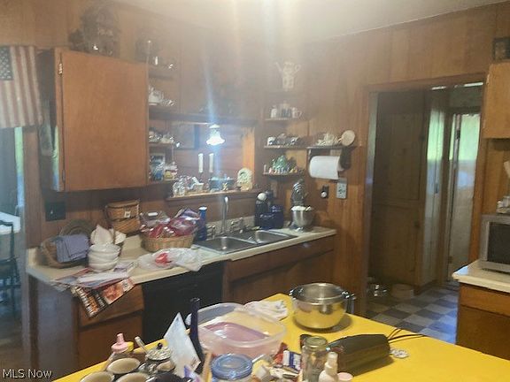 4th image of 31828 Chestnut Ridge Rd