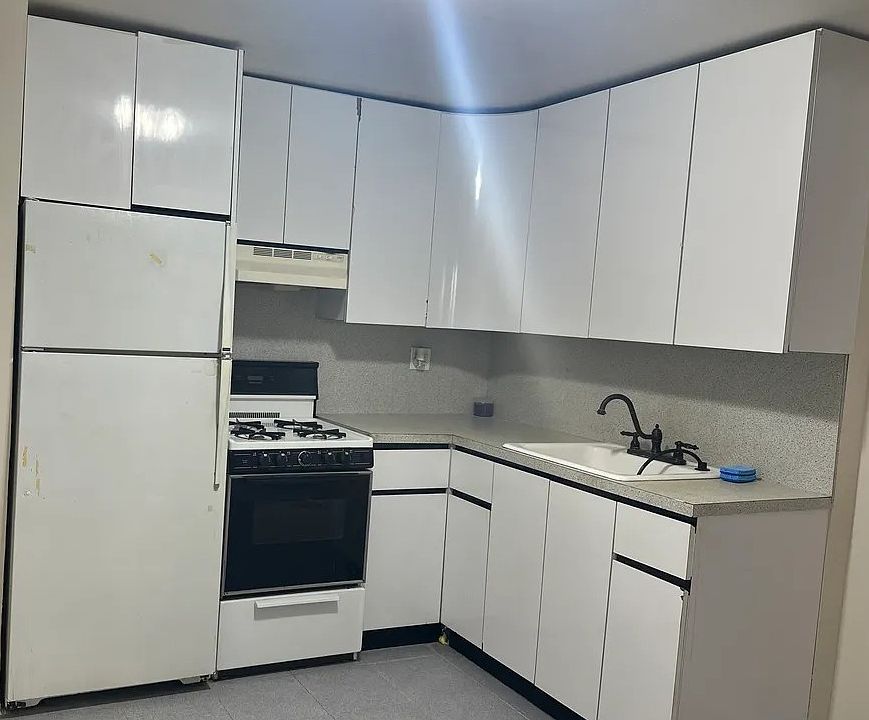 1st image of 7219 Avenue M Floor 1