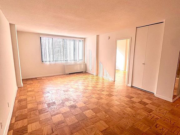 4th image of 2201 L St NW APT 205