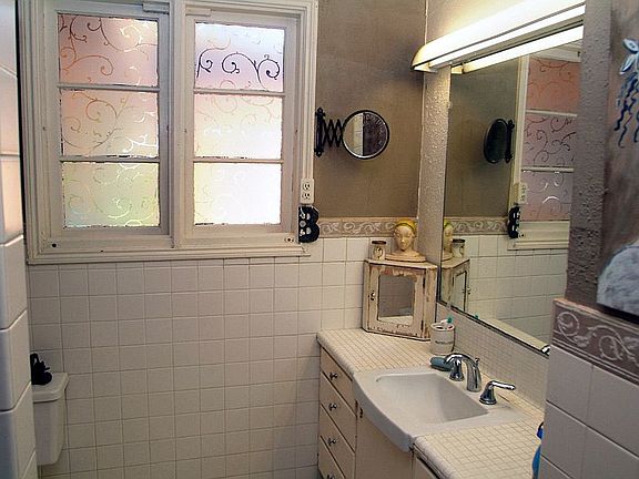 5th image of 338 Primrose Dr
