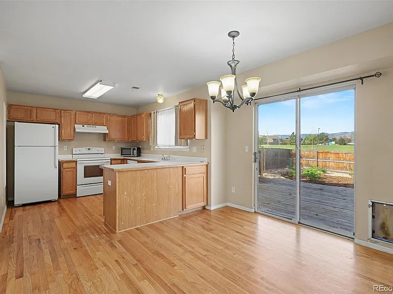 10411 Hyacinth St — Photo 10