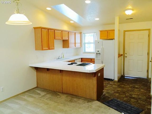 3rd image of 4000 NE 109th Ave Unit 156