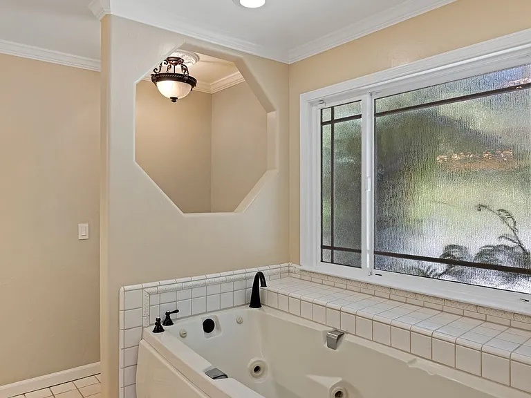8 Shepherds Pl — Photo 21