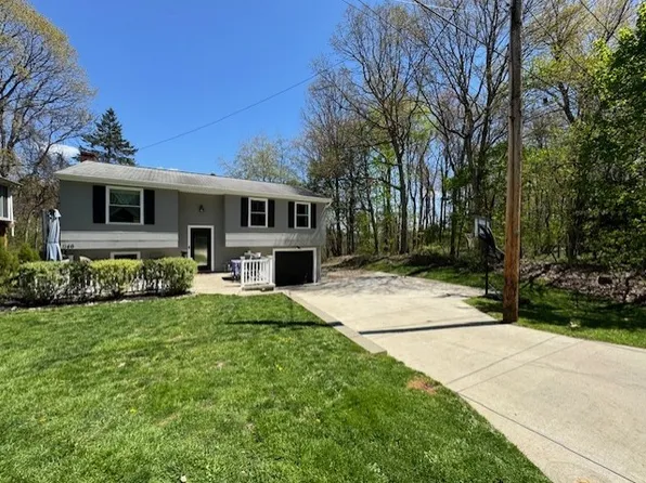 1146 Marble Dr, Crescent, PA 15046