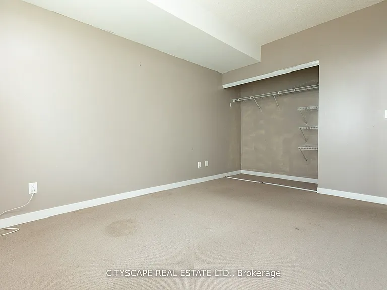 59 E Liberty St #1702 — Photo 6