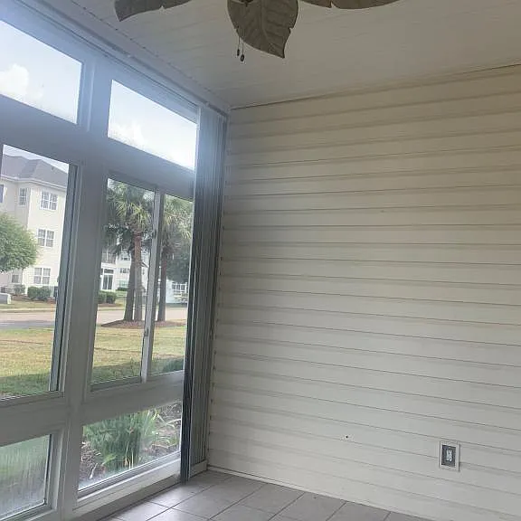 901 W Port Dr — Photo 5