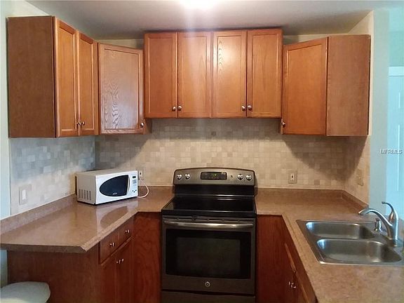 4th image of 2907 Sprague Dr