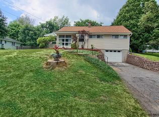 4 Foster Rd, Gloversville, NY 12078