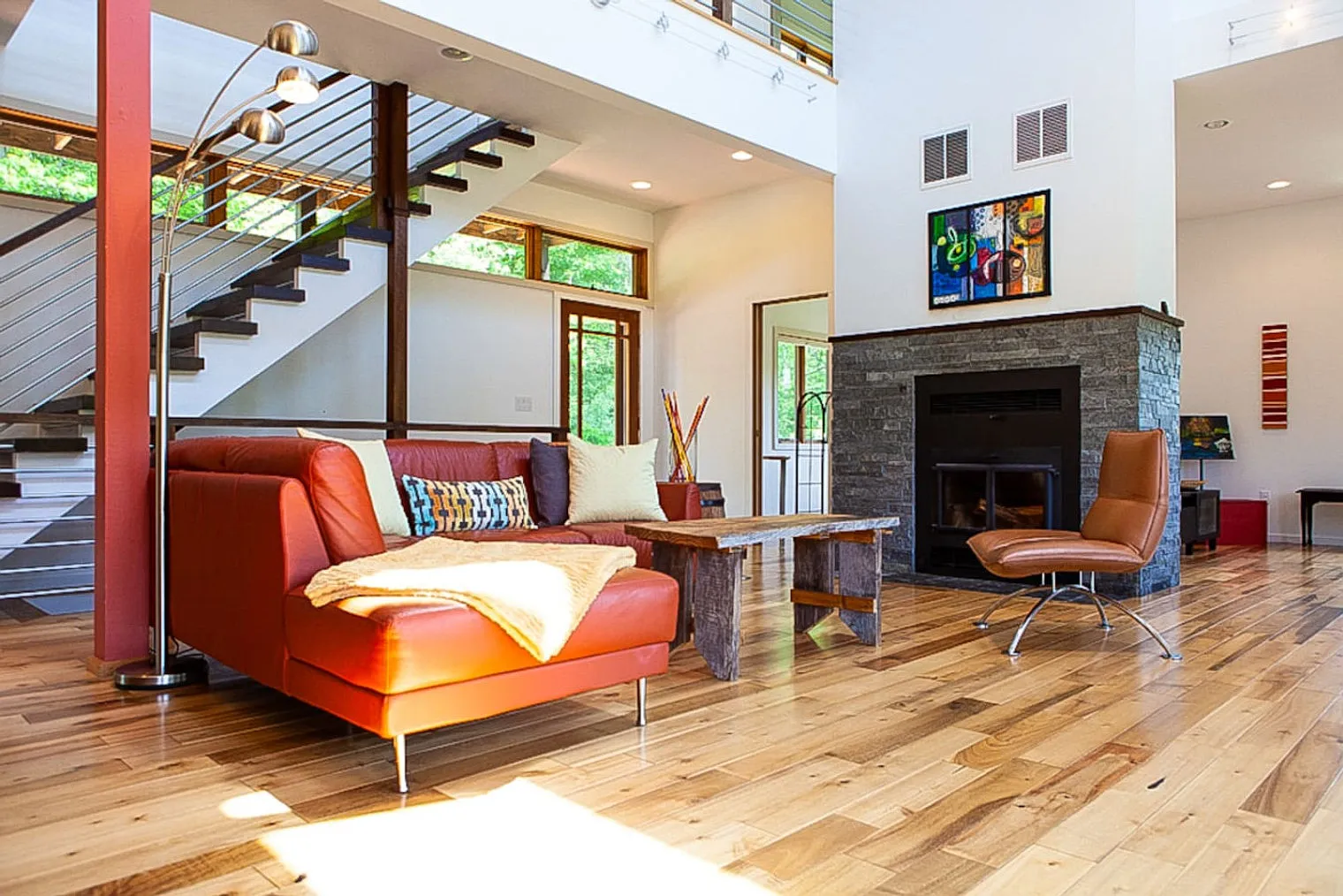 4 bed, 2.0 bath, $6,484 — Photo 4