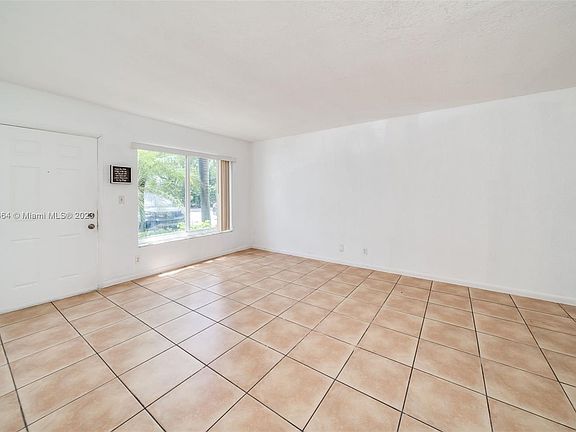 4th image of 2400 NW 39th Way APT 104