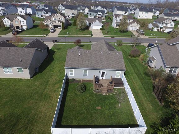 5th image of 160 Clubhouse Ln