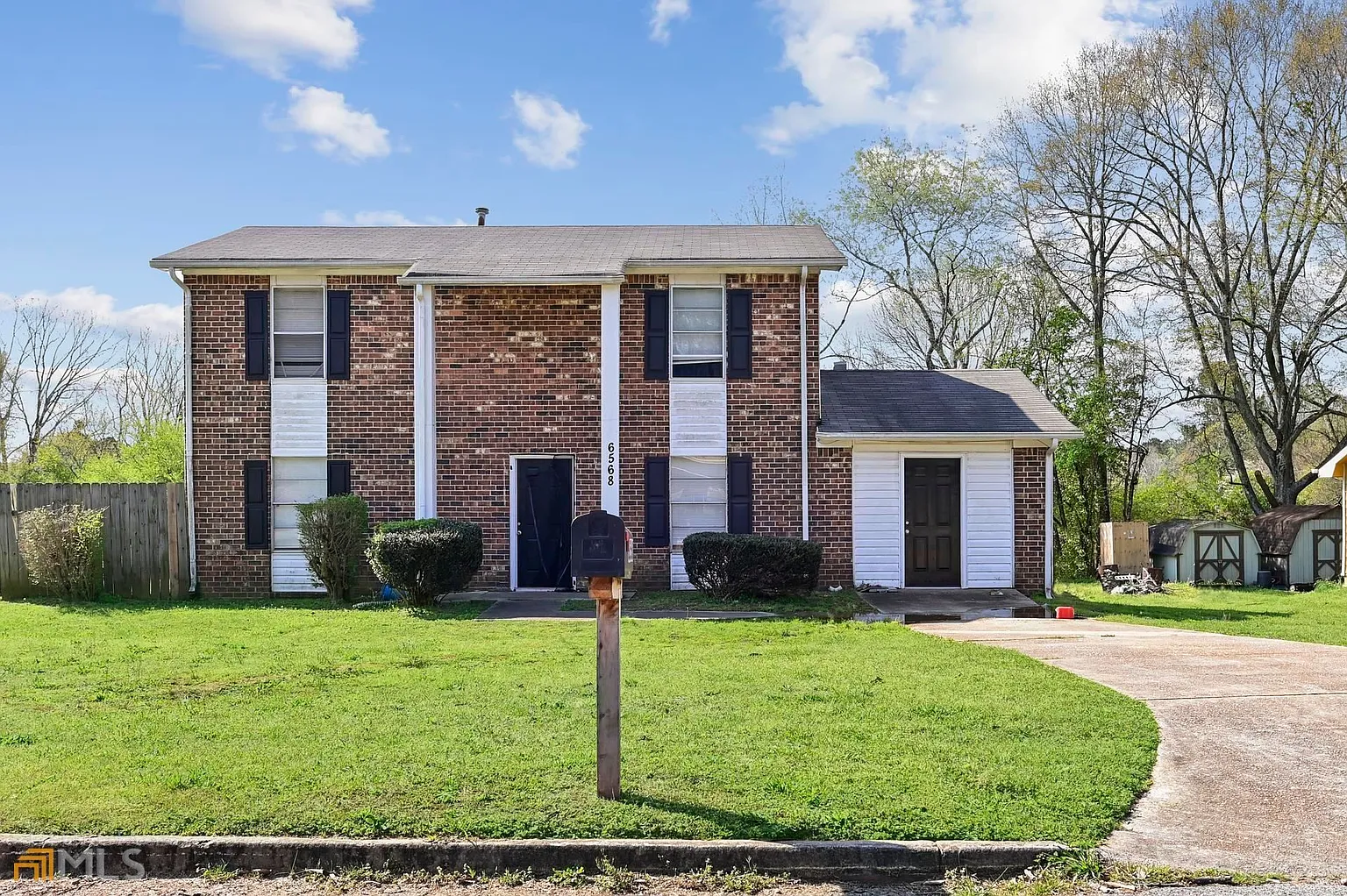 6568 Bent Creek Dr photo 1