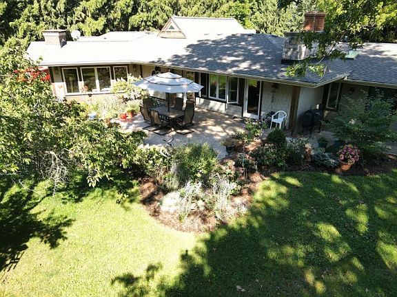 5th image of 2N612 Landrose Ln