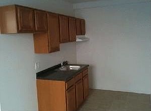 5th image of 215 E 71st St APT 302