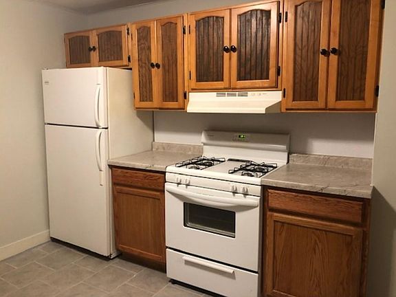 3rd image of 702 S 23rd St